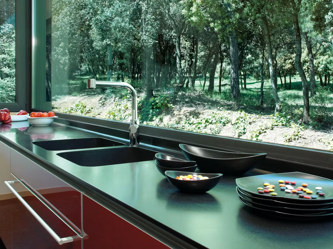 Silestone Night Tebas18