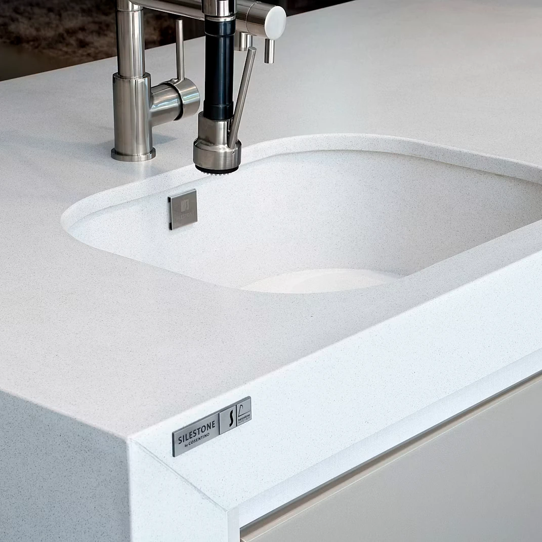 Silestone White Storm14