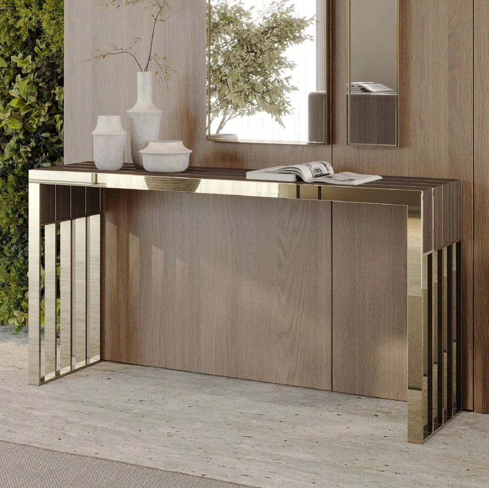 Uone - Console